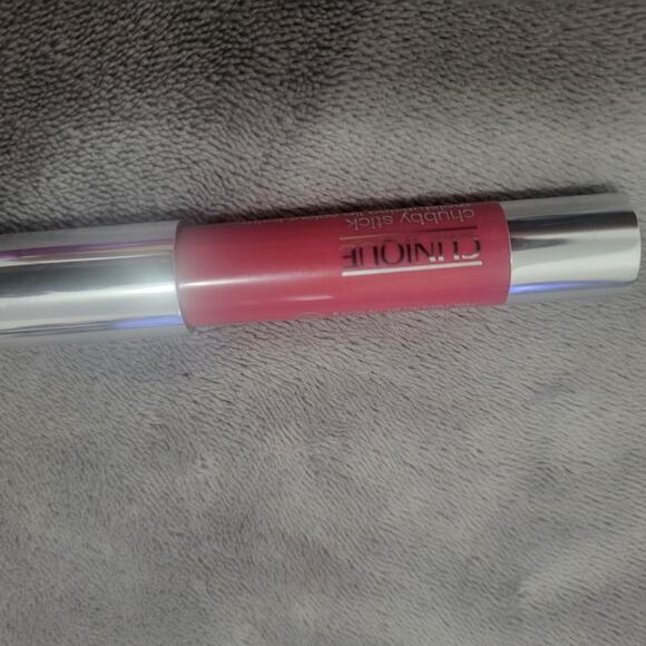 Set of 3 Full size Clinique Chubby Stick Moisturizing Lip Color Balm Boxed - Picture 12 of 15